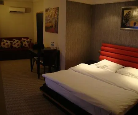 Avalon Otel 3*